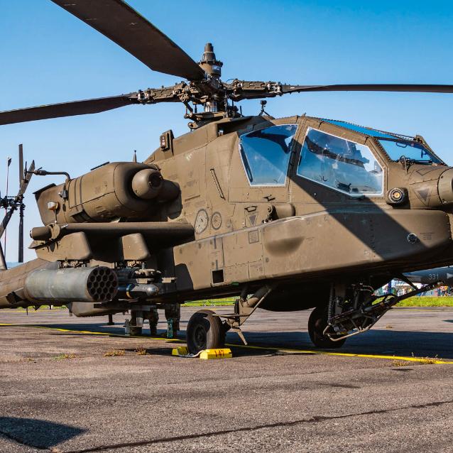 Śmigłowce Apache wykorzystywano w szeregu konfliktów zbrojnych, m.in. w Iraku, Libanie i Afganistanie.