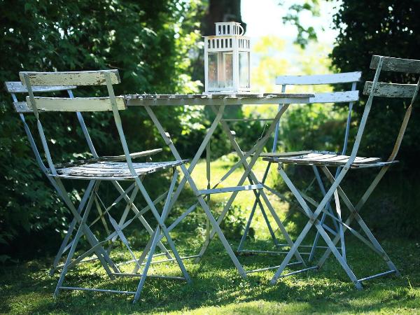 Jak wybrać meble ogrodowe?