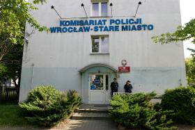 Komisariat przy ul. Trzemeskiej od lat cieszy się we Wrocławiu złą sławą.