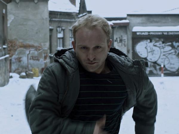 Borys Szyc na planie filmu Rafaela Lewandowskiego „Kret”