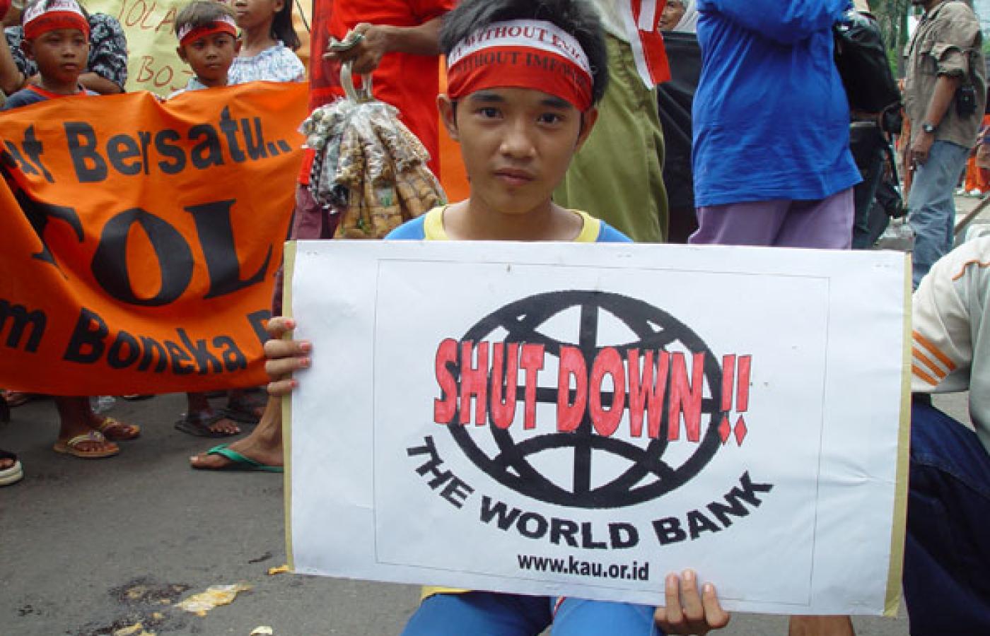 Indonezyjczycy już wcześniej poznali się na metodach Banku Centralnego. Teraz protestują. Fot. Jonathan McIntosh, Wiki, CC by SA.