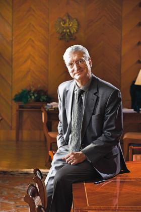 Prof. Kleiber co pewien czas jest obsadzany przez niemal wszystkie opcje polityczne, a to w roli premiera ponadpartyjnego rządu eksperckiego, a to kandydata na prezydenta Polski.