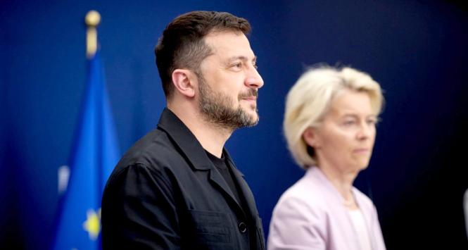 Prezydent Ukrainy Wołodymyr Zełenski i szefowa KE Ursula von der Leyen. Zdjęcie z konferencji prasowej w Brukseli, 17 sierpnia 2025 r.