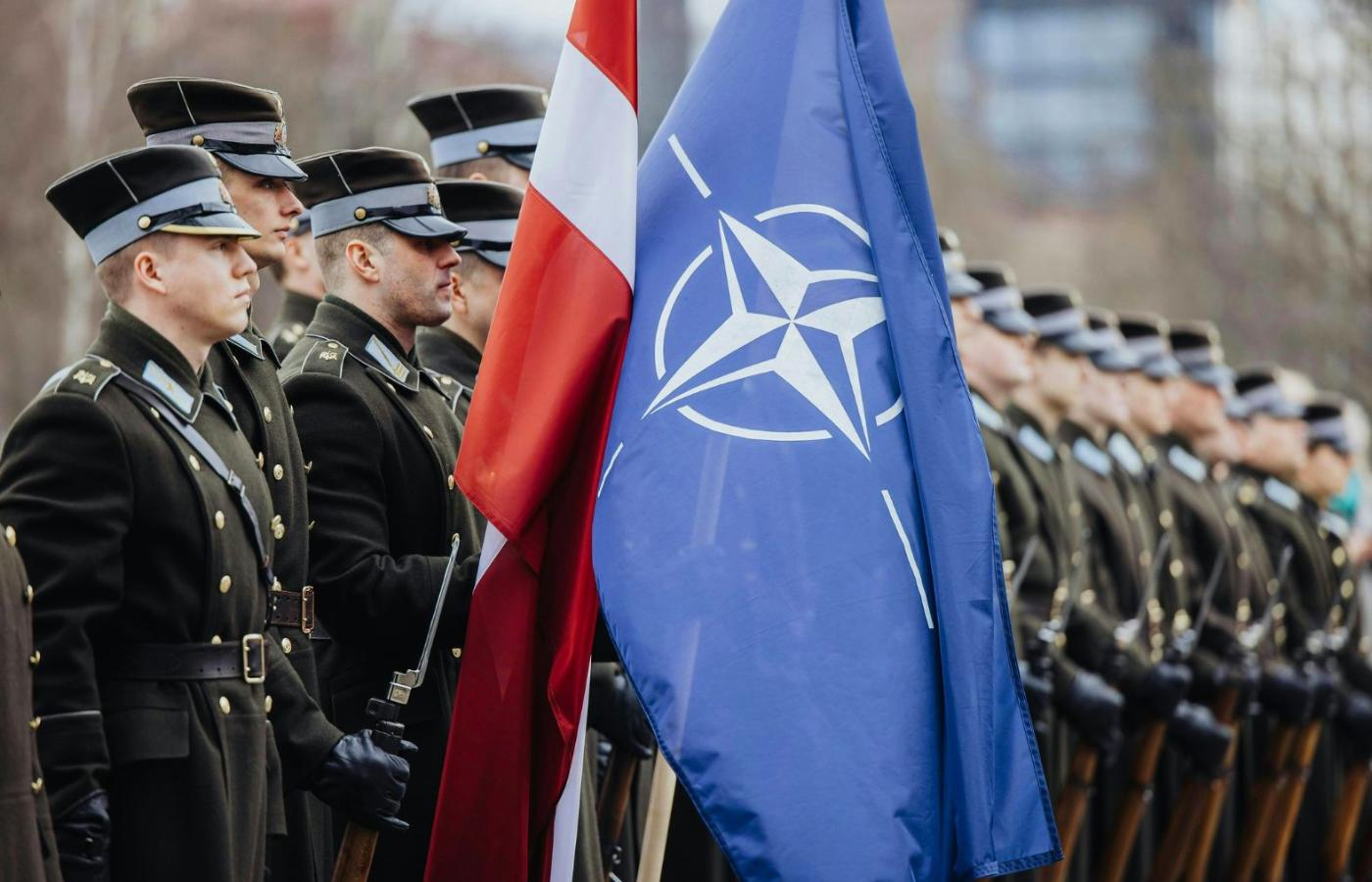 789. dzień wojny. Polacy mają umrzeć za Litwę, Niemcy za Warszawę, a Francuzi za Berlin. Tak trudno pojąć istotę NATO?