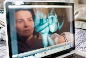 Film Małgorzaty Szumowskiej „Sponsoring” został bardzo chłodno przyjęty przez krytyków na Festiwalu w Berlinie (na fot. Juliette Binoche w filmie).