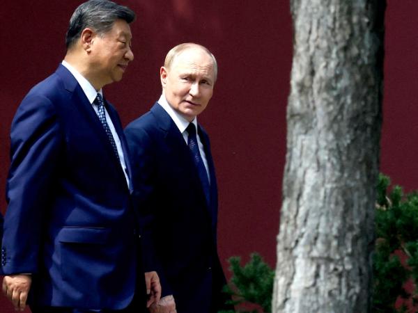 Spotkanie Władimira Putina z Xi Jinpingiem w Pekinie, wrzesień 2025 r.