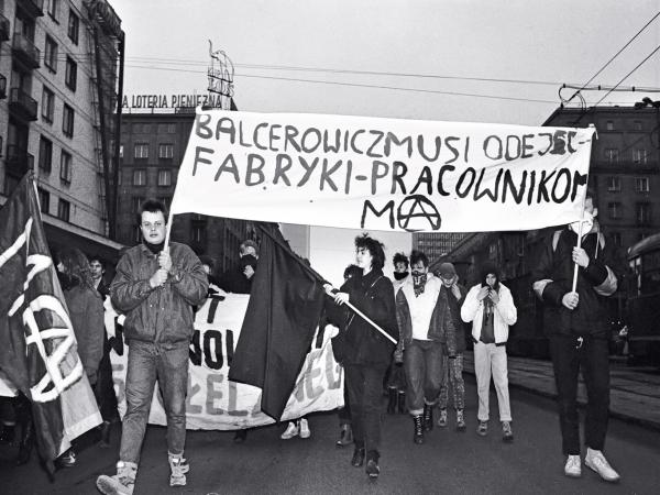 Leszek Balcerowicz staje się głównym bohaterem przemian gospodarczych.