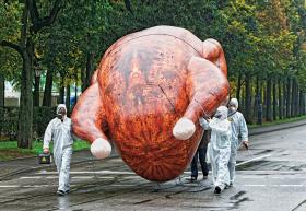 Stosowane w USA chlorowanie kurczaków stało się symbolem nieakceptowalnych dla Europy standardów w przemyśle spożywczym.