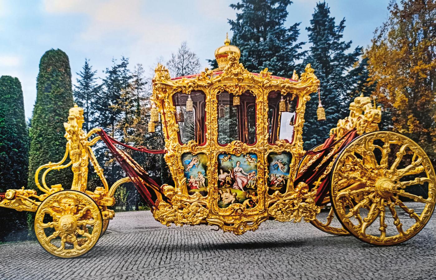 Imperial – barokowy pojazd koronacyjny Habsburgów. Replika dla chińskiego muzeum konia.