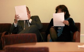 Mikołaj Dowgielewicz (z lewej) i minister nauki Barbara Kudrycka podczas posiedzenia rządu