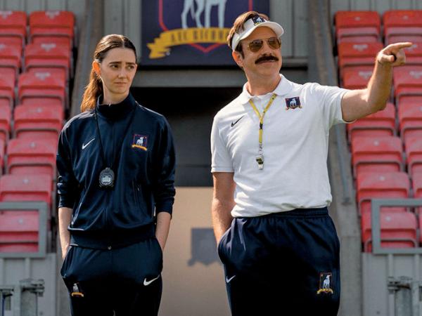 W nowej odsłonie serialu Ted Lasso trenuje kobiecy zespół AFC Richmond.