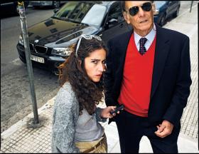 Kolonaki, dzielnica bogatych ludzi. Oburzeni są źli, bo politycy każą płacić kryzysowe frycowe także uboższym, podczas gdy człowiek bogaty w Grecji praktycznie nie płacił podatków.