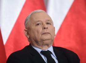 „Włoscy faszyści mówili, że wódz ma zawsze rację. U nas jest podobnie. O wszystkim rozstrzyga organ pozakonstytucyjny, czyli pan Jarosław Kaczyński”.