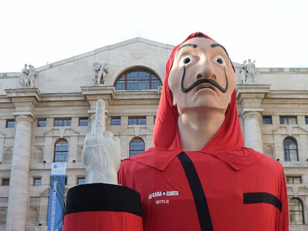 „Dom z papieru 3”