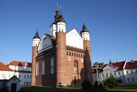 Supraśl –  męski prawosławny monastyr z cerkwią pw. Zwiastowania NMP