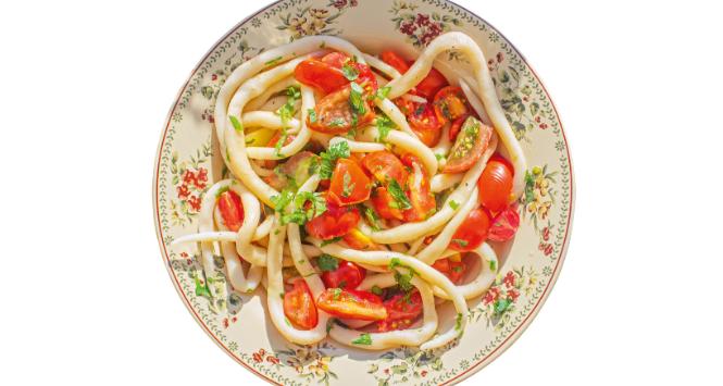 Pici al pomodoro crudo.