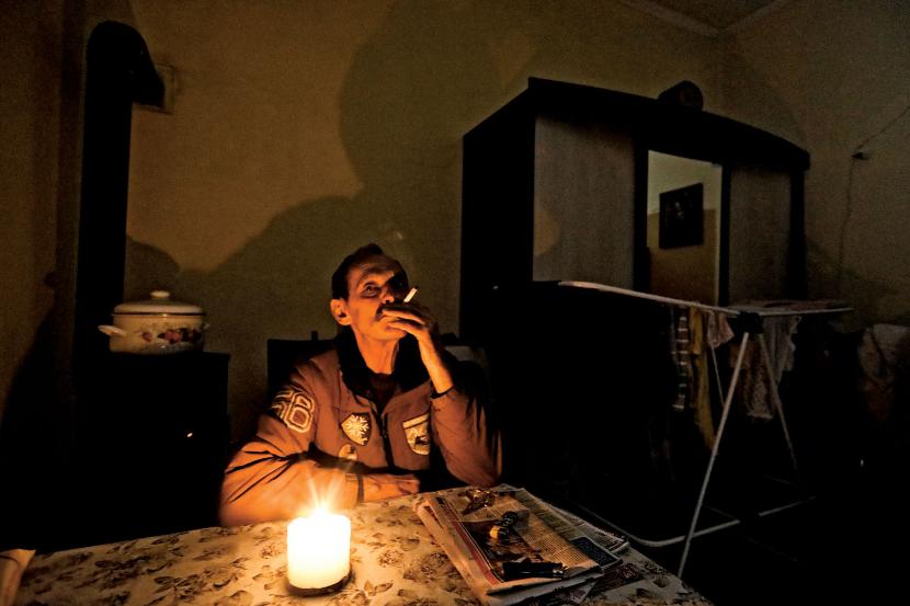 Po katastrofie Jerzy Podsiadło, mieszkający po sąsiedzku, 2 tygodnie spędził bez prądu.