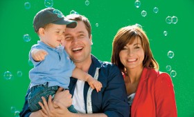 Wakacyjny stół przysmaków TVN przez parę ostatnich lat nęcił kolejnymi repetami seriali „Na Wspólnej”