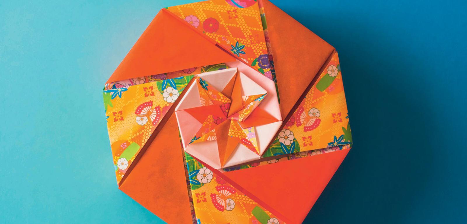 Ozdobne ­pudełko ­origami, czyli tsutsumi.