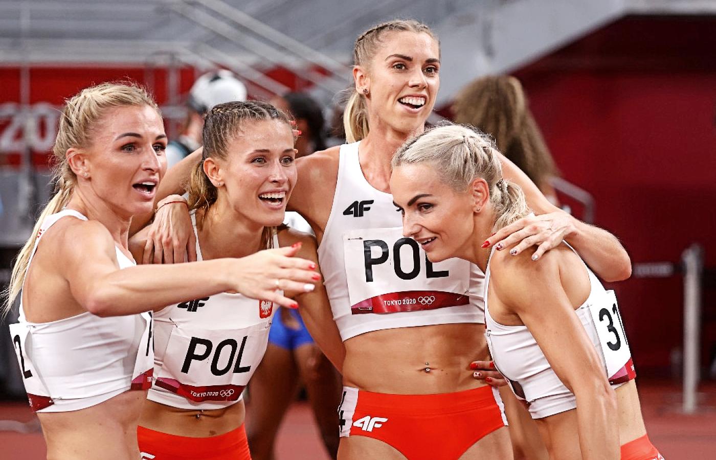 Polska sztafeta kobiet 4x400 m zdobyła w Tokio srebro.