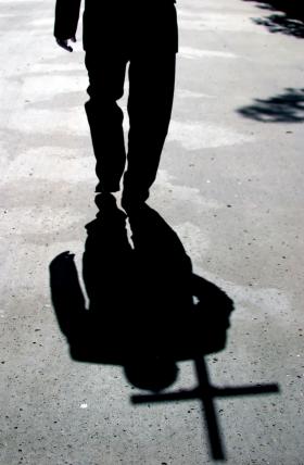 Janusz Palikot żąda wyprowadzenia krzyża z sali sejmowej. Stąpa przy tym po bardzo kruchym lodzie.