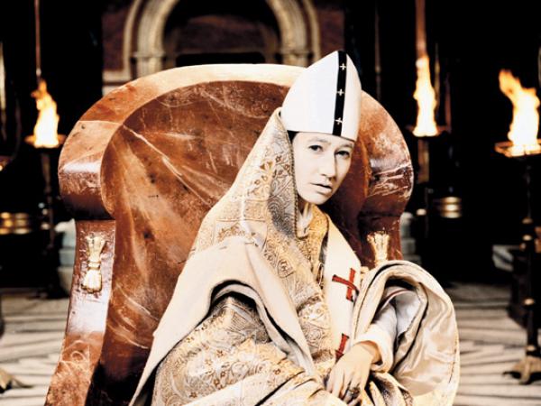 Johanna Wokalek jako papieżyca w filmie Sönke Wortmanna