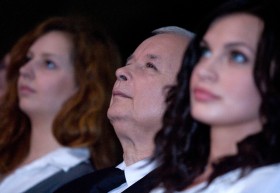 Prezes wśród młodych.