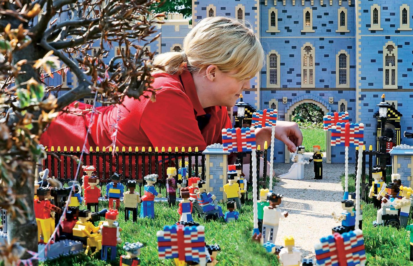 Ślub księcia Harry’ego z Meghan Markle w wersji Lego.