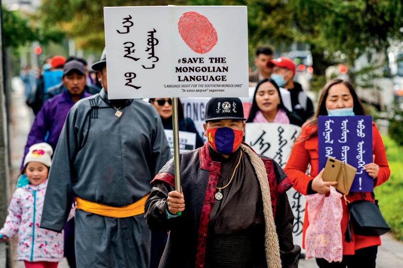 „Ratujmy język mongolski”. Protesty w Ułan Bator podczas wizyty w Mongolii szefa chińskiej dyplomacji (15 września br.).