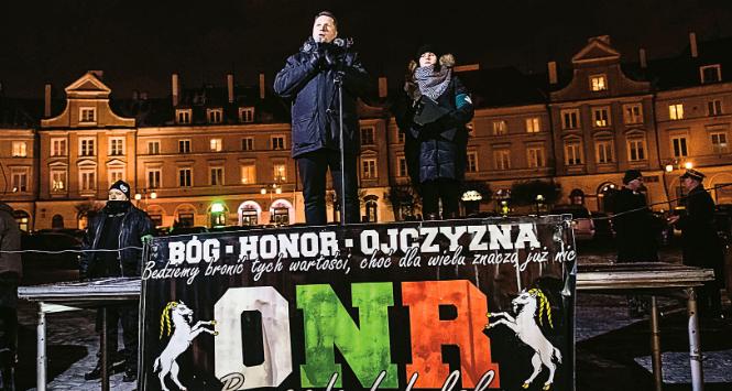 Przemysław Czarnek podczas manifestacji współorganizowanej przez ONR w Lublinie z okazji Dnia Pamięci Żołnierzy Wyklętych, 2018 r.
