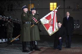 Mariusz Błaszczak oddelegowany został do jeszcze bardziej odpowiedzialnego zadania – posprzątania w MON po Macierewiczu.