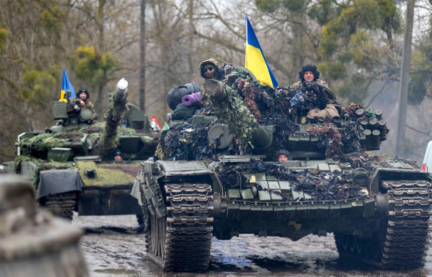 Ukraińska armia zajmuje tereny opuszczone przez Rosjan.