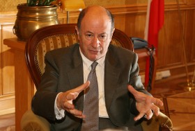 Trzymamy dług pod kontrolą, nic nam nie grozi, zielona wyspa itp.