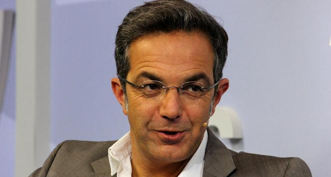 Kermani urodził się już w Niemczech w 1967 r. w rodzinie perskich imigrantów.