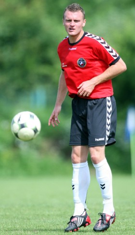 Daniel Kokosiński. Skierowany do głębokiej rezerwy z Polonii Warszawa, nadal kasuje co miesiąc prawie 20 tys. zł.