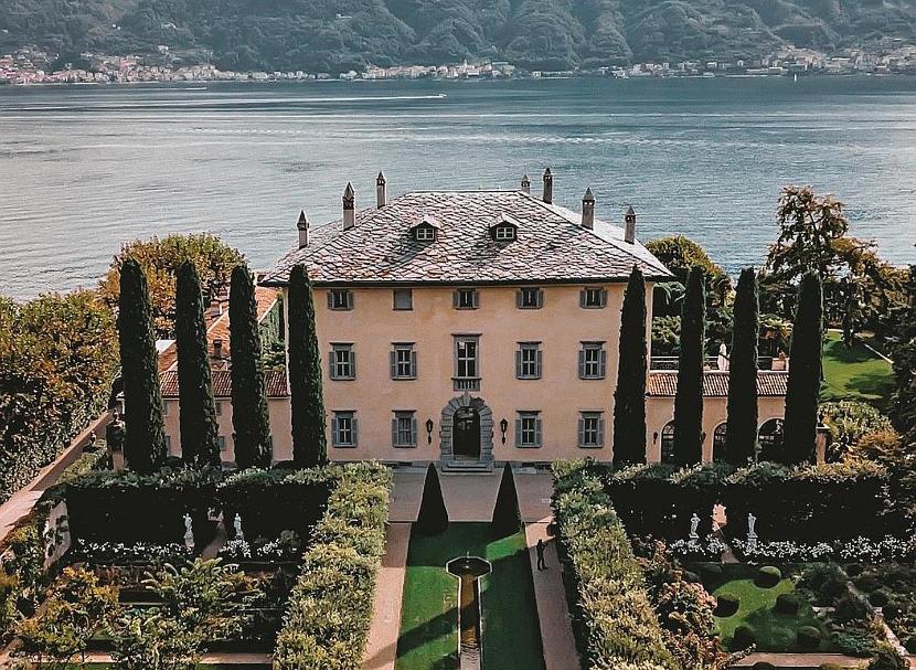 XVI-wieczna Villa Balbiano nad jeziorem Como była rezydencją Aldo Gucciego tylko na ekranie. Najzagorzalsi kinomani mogą tam sobie zafundować nocleg.