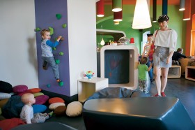 Cafe Culca na krakowskim Kazimierzu – rodzice mogą tu odpocząć, a dzieci się pobawić.