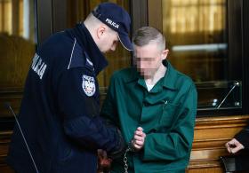 Marcin P., były prezes spółki Amber Gold, przed sądem w Gdańsku.