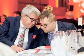 Prokuratura Okręgowa w Warszawie wysłała wniosek o uchylenie poselskiego immunitetu Przemysława Czarneckiego, syna Ryszarda Czarneckiego.