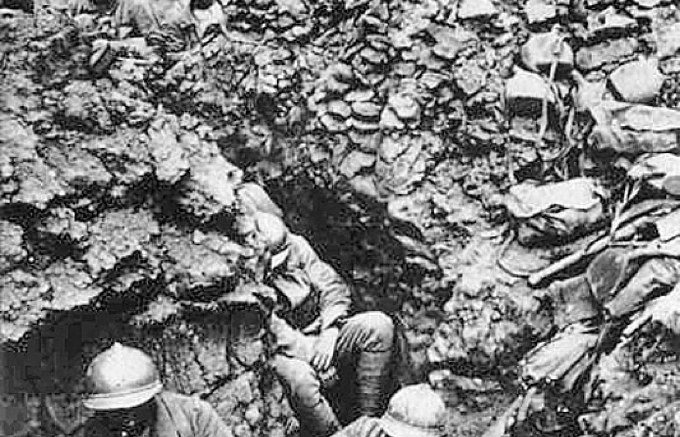 Francuscy żołnierze w okopie pod Verdun