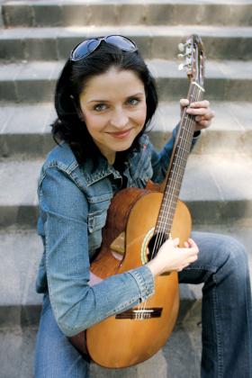 Do PO Joanna Mucha wstąpiła w 2002 r.