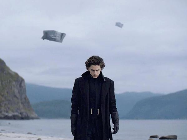 Kadr z filmu „Diuna”