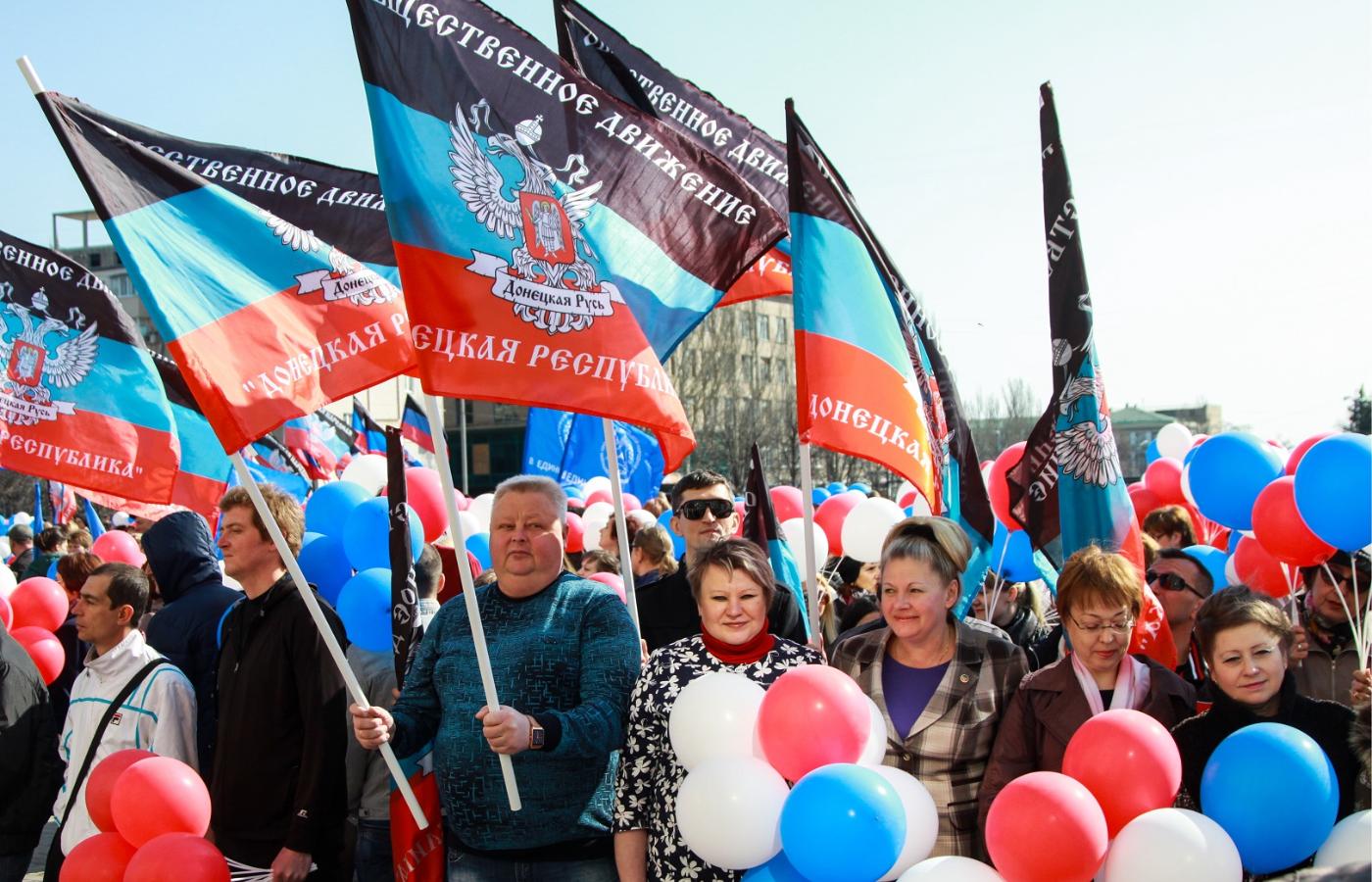 Marsz z okazji 5. rocznicy utworzenia Donieckiej Republiki Ludowej
