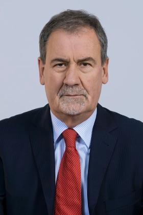 Jan Wyrowiński, poseł na Sejm X, I, II, III i V kadencji, od 2007 senator VII i VIII kadencji, wicemarszałek Senatu VIII kadencji.