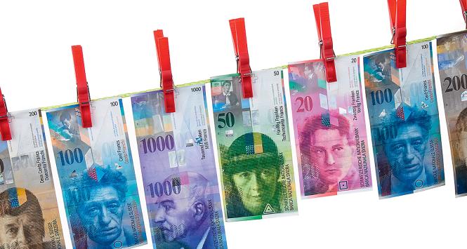 Dla Szwajcarów mocny frank jest nie mniejszym utrapieniem niż dla Polaków czy Węgrów.