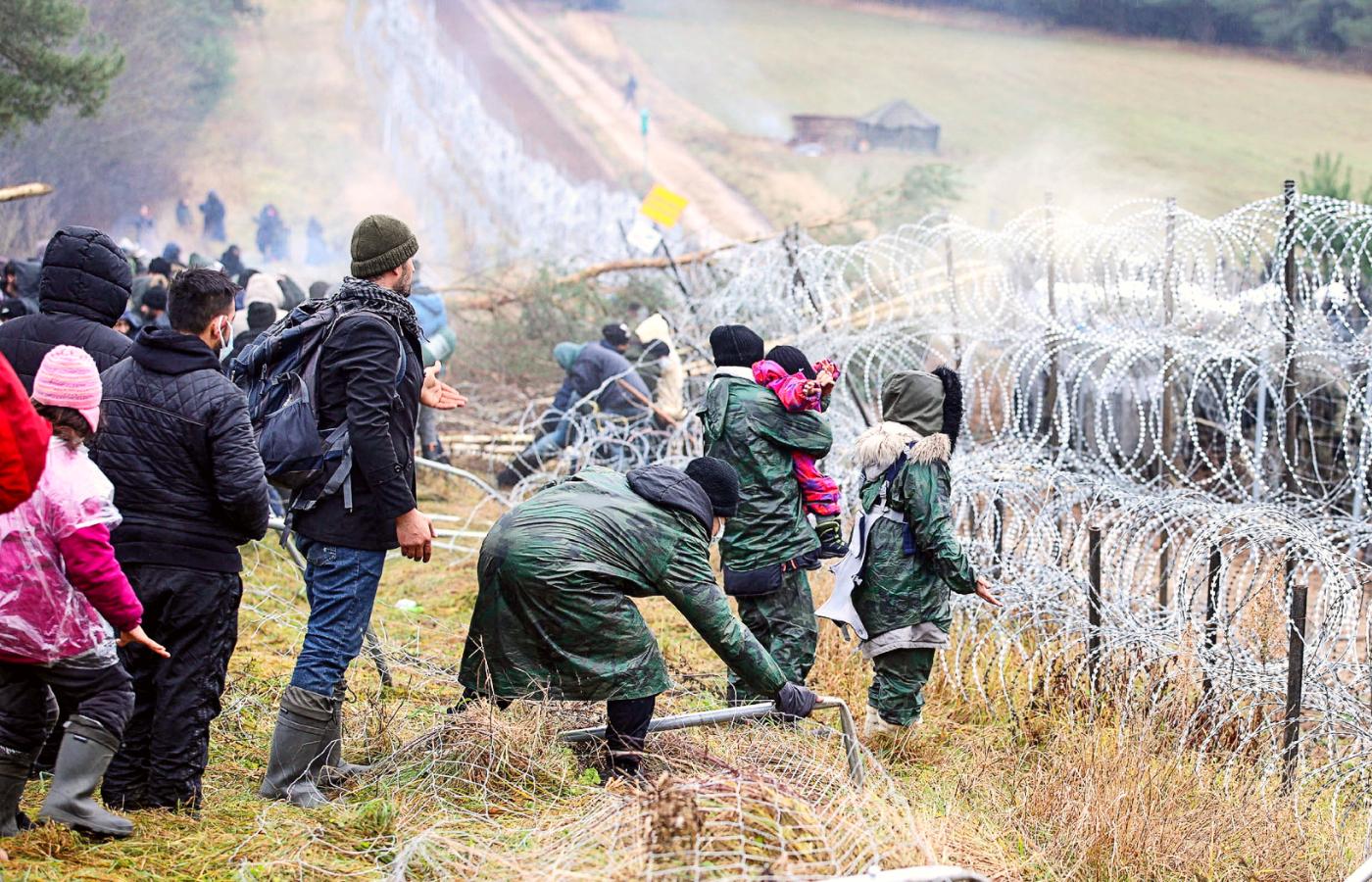 Migranci na granicy Białorusi z Polską