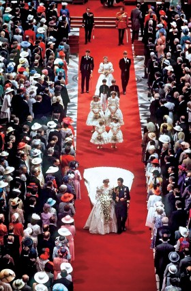 Ślub Karola i Diany w lipcu 1981 r. ogladało około miliarda widzów. Wiliam i Kate mają szanse pobić ten rekord.