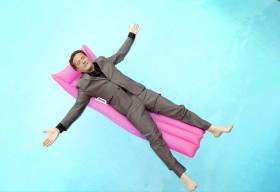 Piers Morgan zrobił karierę jako dziennikarz prasowy.