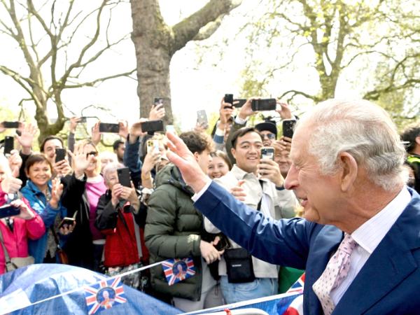 Karol III dzień przed planowaną koronacją