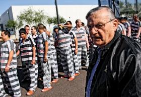 Joe Arpaio, były już szeryf hrabstwa Maricopa w Arizonie, swoich aresztantów trzymał w koszmarnych warunkach.
